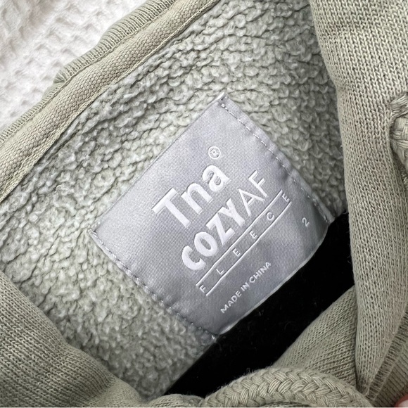 TNA sweater - Picture 6 of 6